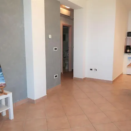 Apartment Ulika - Lbn105 By Interhome