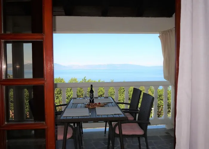 아파트 Ulika By Interhome 라브니