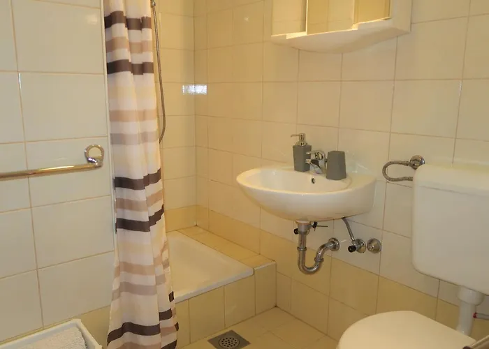 아파트 Ulika By Interhome 라브니